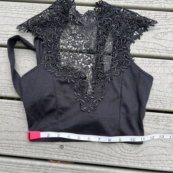 UK2LA: High Neck Crochet Lace Crop Top. Women’s Size Small. - Picture 9 of 11